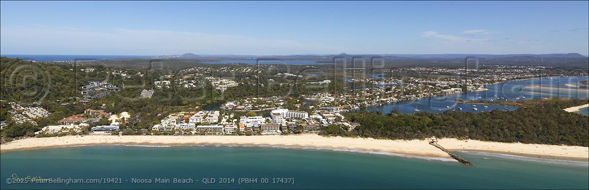 Peter Bellingham Photography Noosa Main Beach - QLD 2014 (PBH4 00 17437)